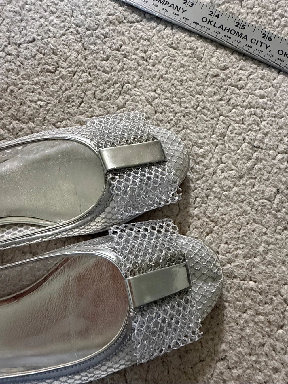Stuart Weitzman Silver Mesh Ballet Flats with Metallic Bow Toe Accent 7.5 N